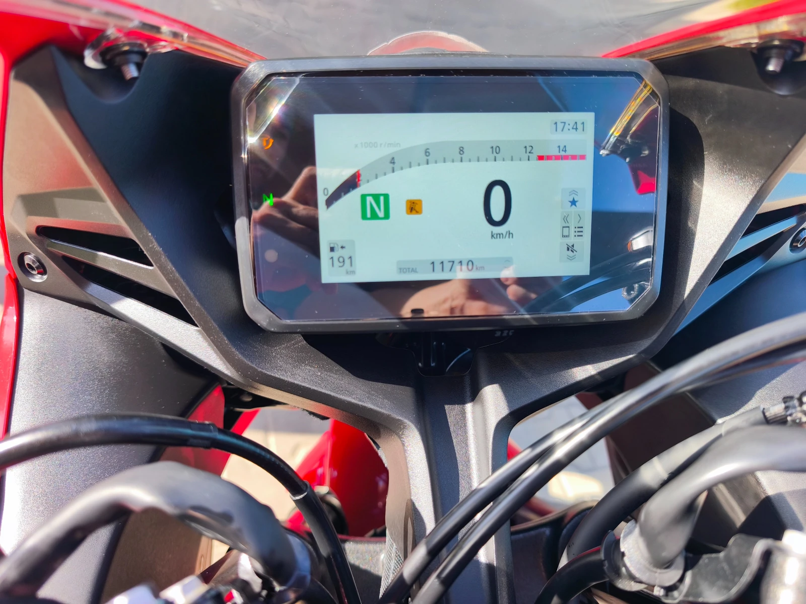 Honda Cbr 650 r, снимка 9 - Мотоциклети и мототехника - 54720073