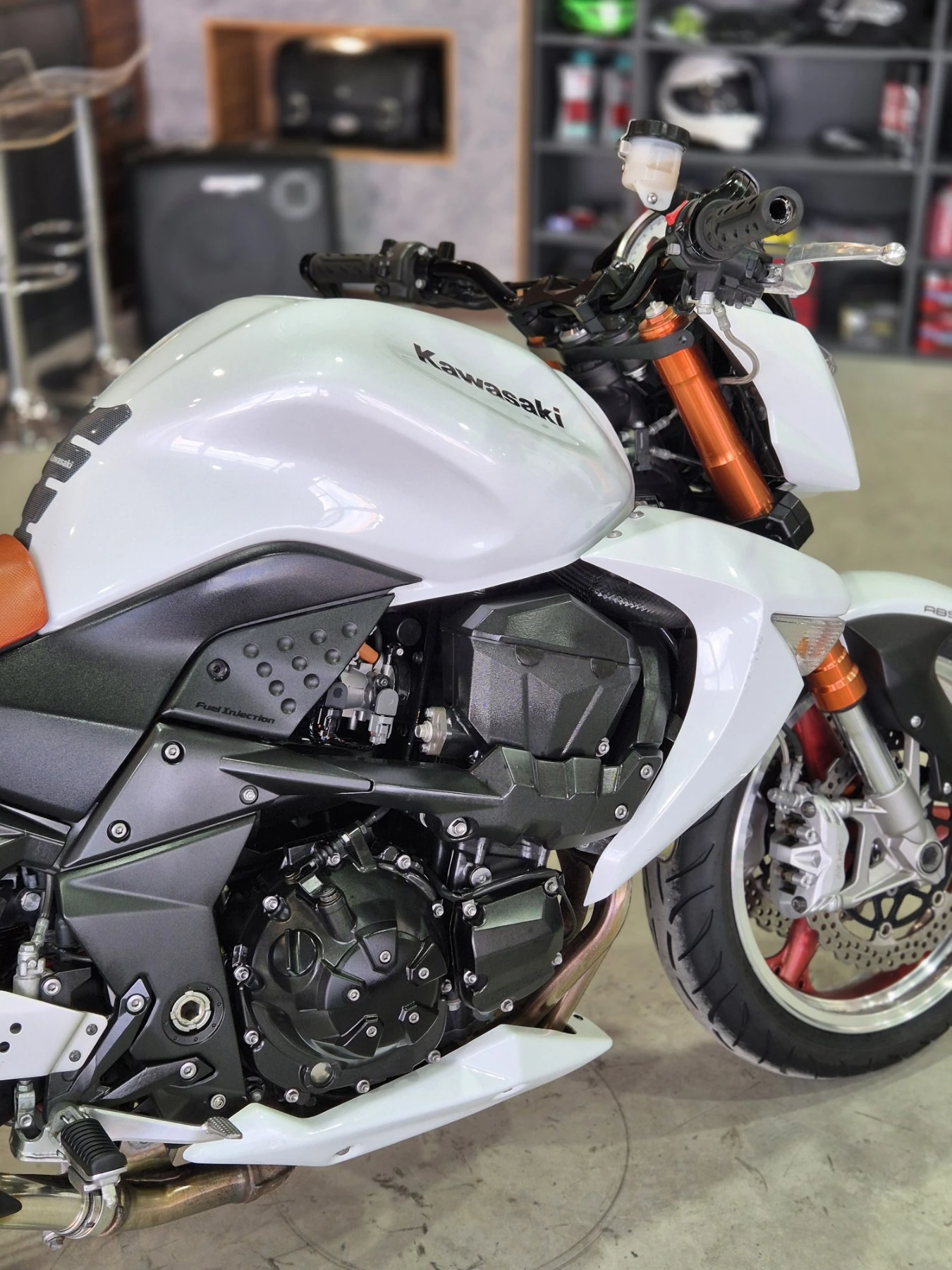 Kawasaki Z 1000 ABS!!! Нов внос от ШВЕЙЦАРИЯ!!!, снимка 12 - Мотоциклети и мототехника - 55036731