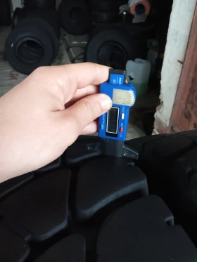 Гуми, снимка 5