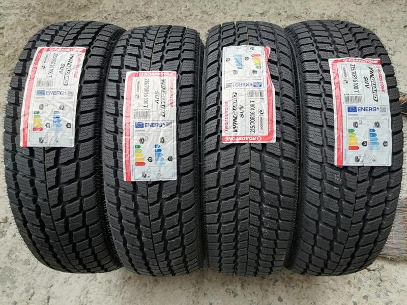 Гуми Зимни 215/70R16, снимка 1 - Гуми и джанти - 34239700