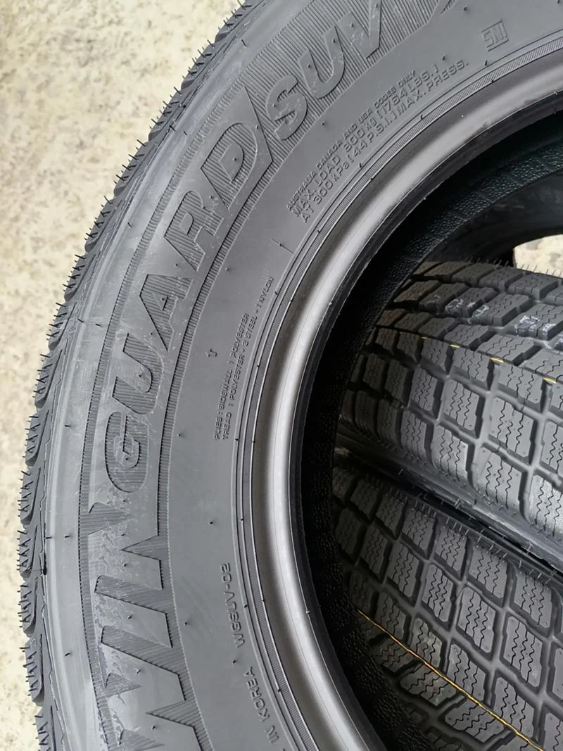 Гуми Зимни 215/70R16, снимка 11 - Гуми и джанти - 34239700