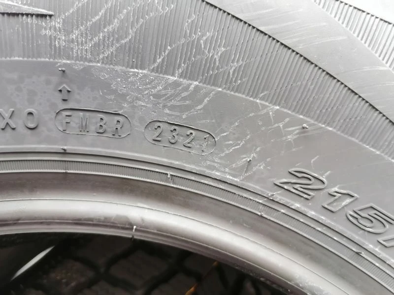 Гуми Зимни 215/70R16, снимка 12 - Гуми и джанти - 34239700