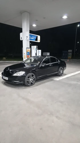 Mercedes-Benz S 500 Face-lift ГАЗ Night Vision Keyless Distronic, снимка 1