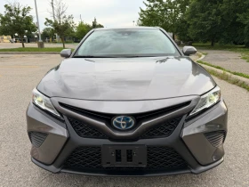 Toyota Camry Hybrid * 2 КЛЮЧА * CARFAX, снимка 2
