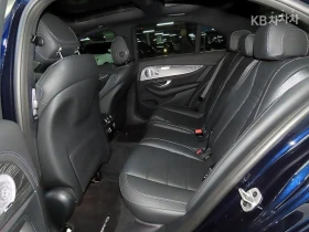 Mercedes-Benz E 350 4MATIC AMG LINE HEAD UP 360CAM PANORAMA FULL, снимка 12