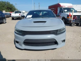 Dodge Charger R/T 5.7L V-8 (370HP)