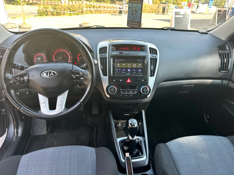 Kia Ceed, снимка 10 - Автомобили и джипове - 46937871