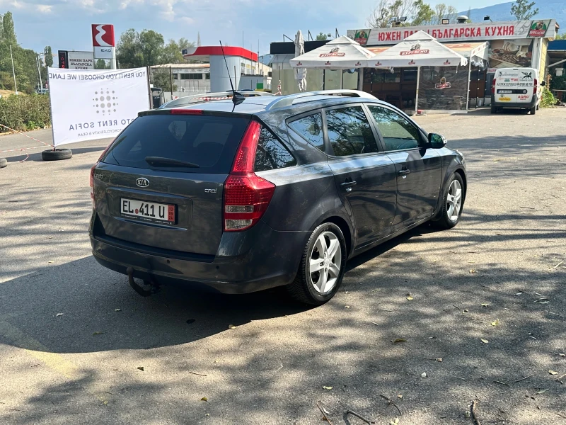 Kia Ceed, снимка 7 - Автомобили и джипове - 46937871