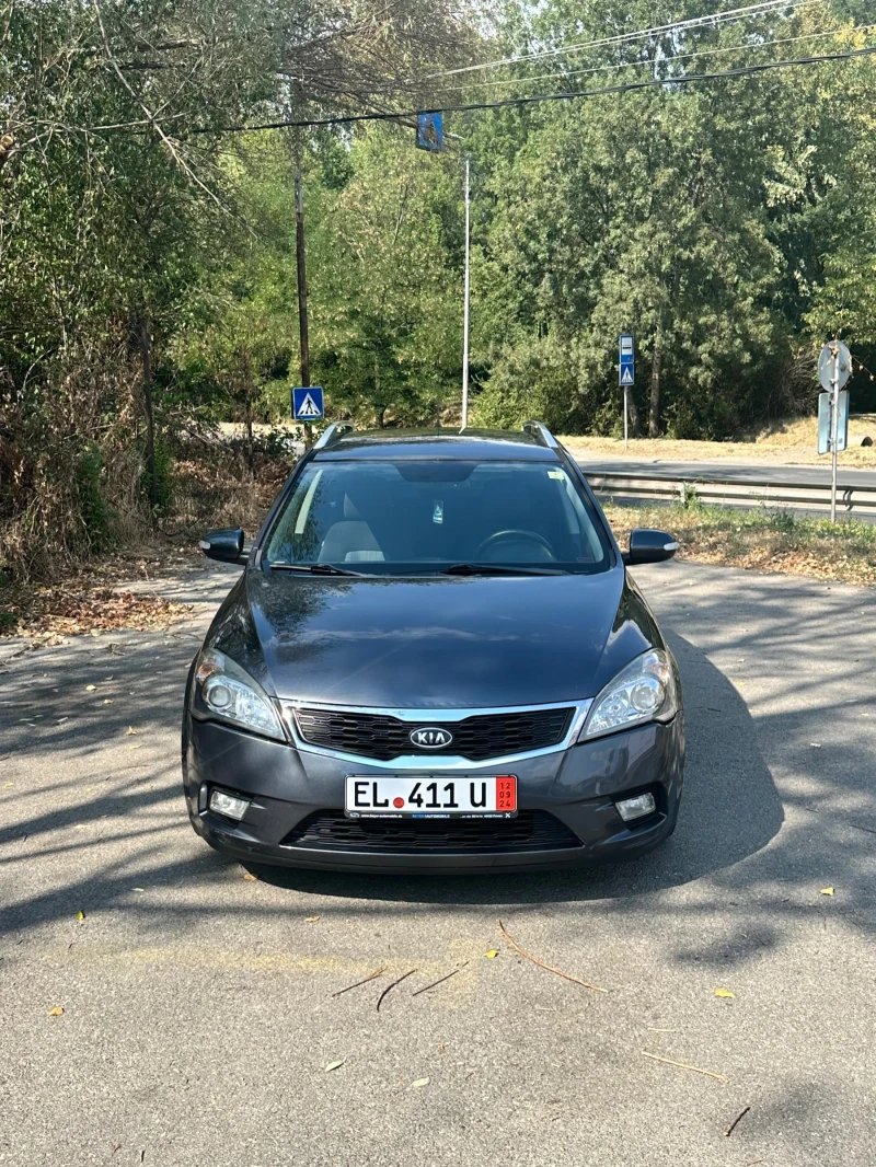 Kia Ceed, снимка 1 - Автомобили и джипове - 46937871