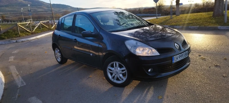 Renault Clio 1.5 dci, снимка 1 - Автомобили и джипове - 48342802