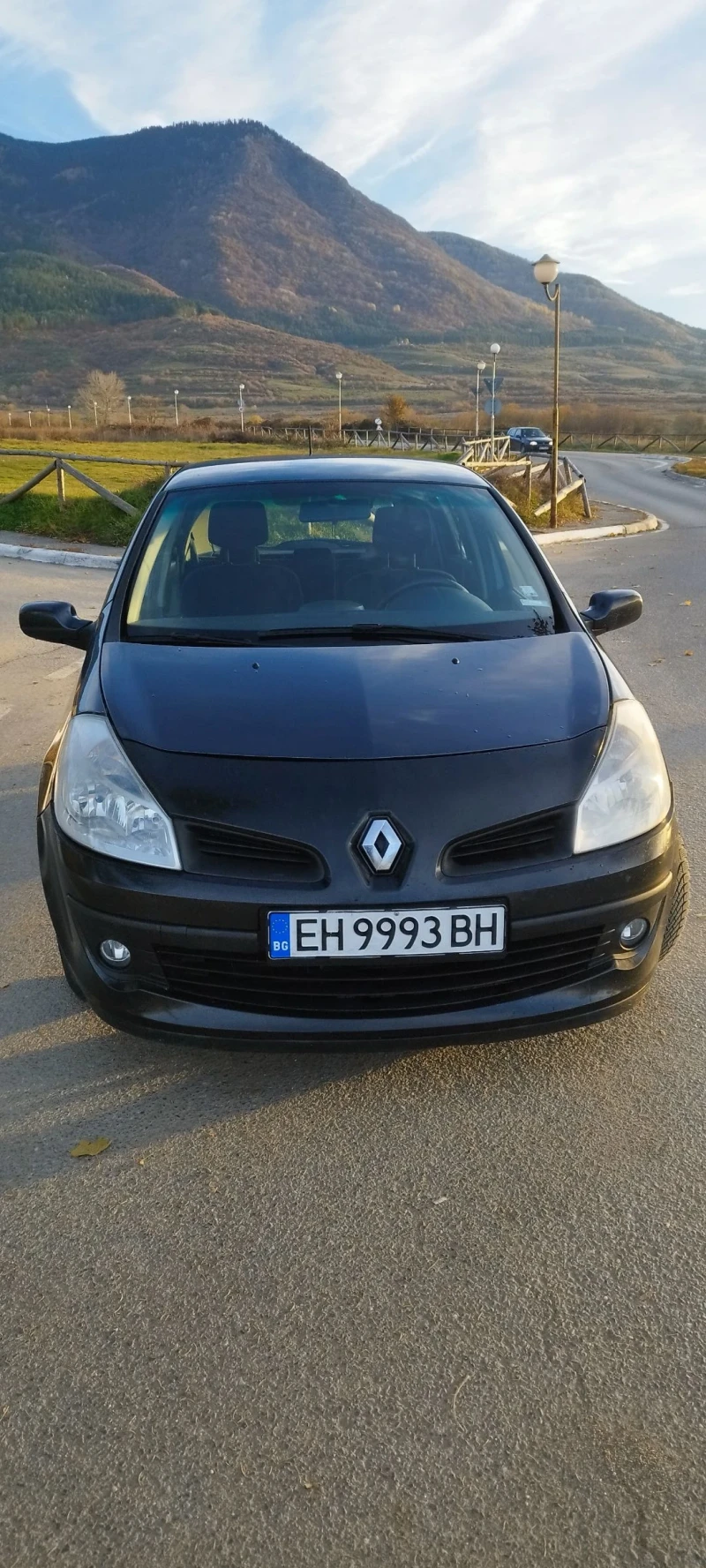 Renault Clio 1.5 dci, снимка 2 - Автомобили и джипове - 48342802