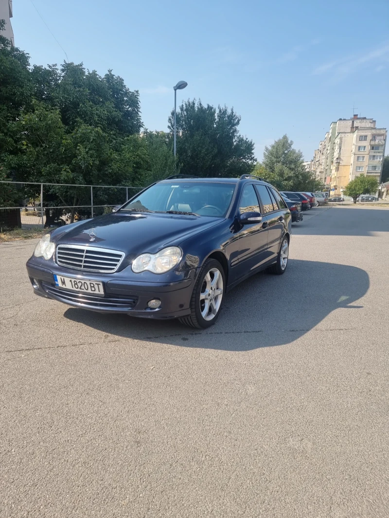 Mercedes-Benz C 220, снимка 6 - Автомобили и джипове - 48020632