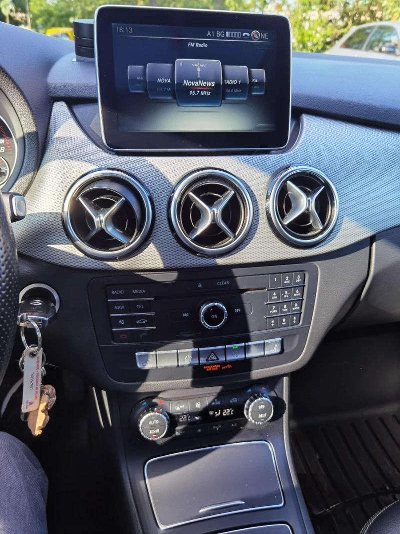 Mercedes-Benz B 250, снимка 9 - Автомобили и джипове - 50252435