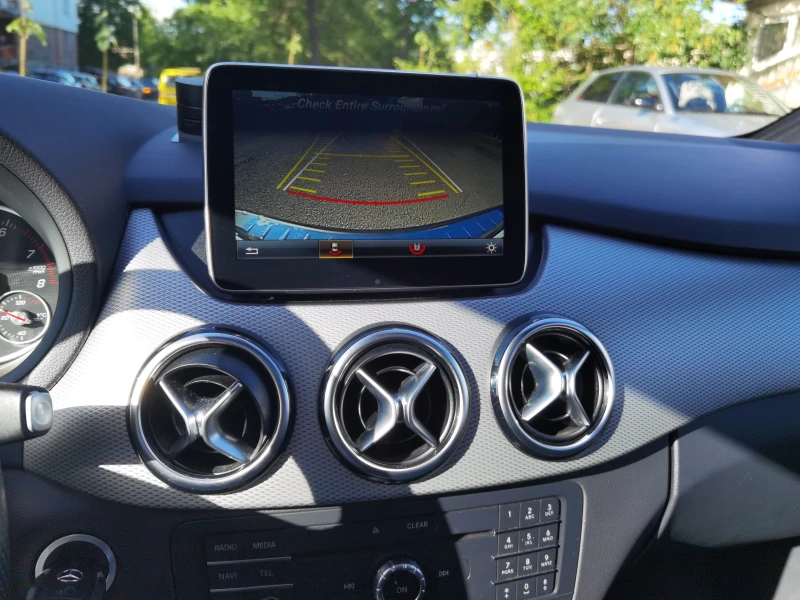 Mercedes-Benz B 250, снимка 13 - Автомобили и джипове - 50252435