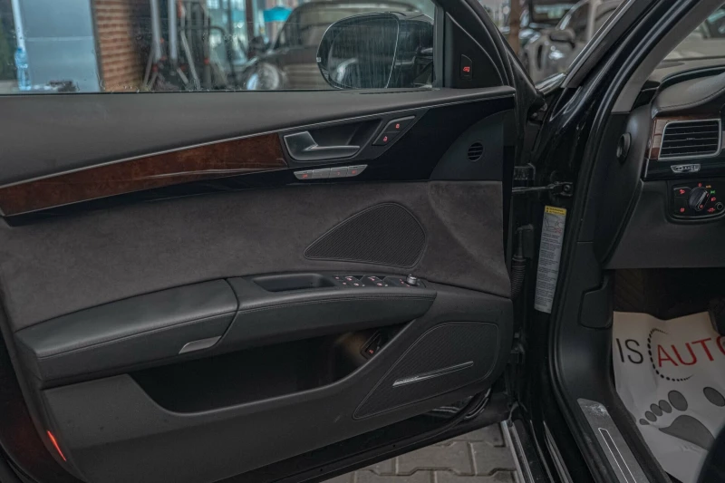 Audi A8 4.2i/Long/Камера/Обдухване/Bose/Side Assist, снимка 8 - Автомобили и джипове - 52436045