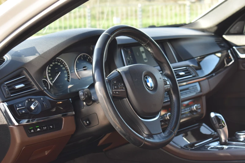 BMW 525 xDrive* FACELIFT* BUSINESS-PACK, снимка 9 - Автомобили и джипове - 52670924