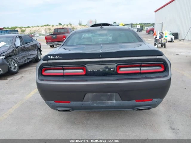 Dodge Challenger SXT PLUS, снимка 8 - Автомобили и джипове - 47410161