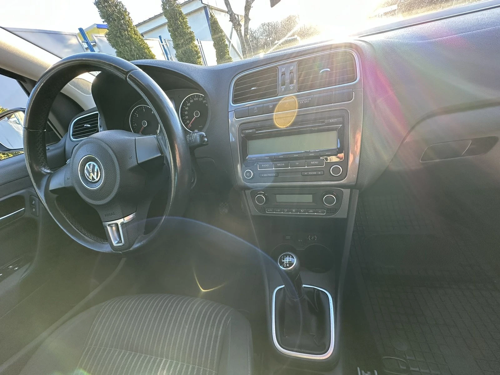 VW Polo  - изображение 9