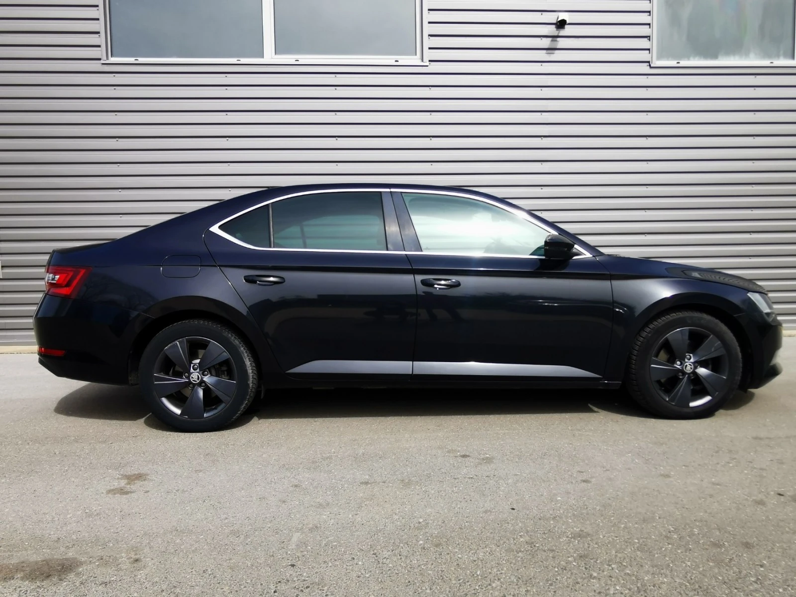 Skoda Superb 4x4 DSG - изображение 6