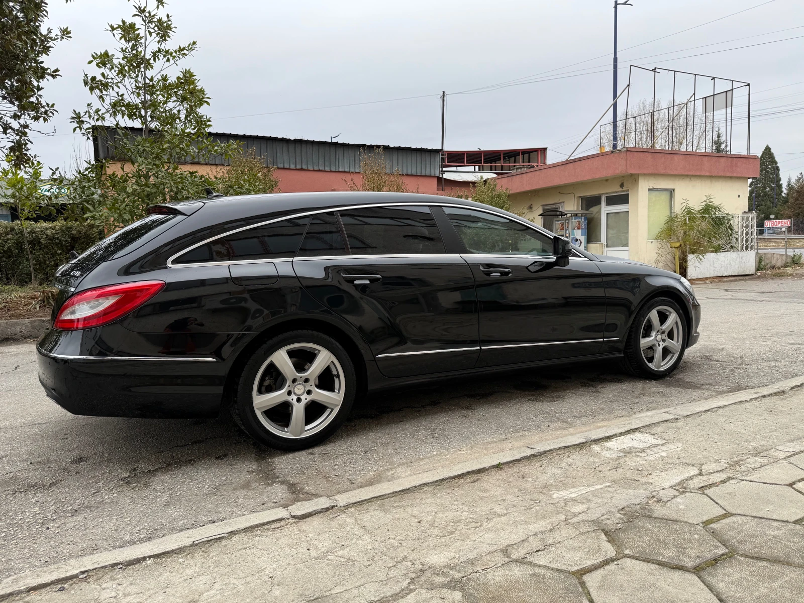 Mercedes-Benz CLS 250 CDI Shooting Brake - изображение 3