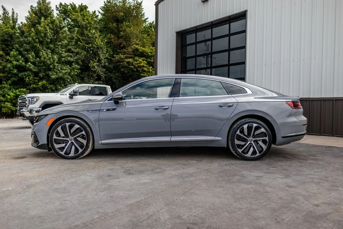 VW Arteon SEL R-Line 2.0T * ДИРЕКТНО ЗАКУПУВАНЕ*  - изображение 6