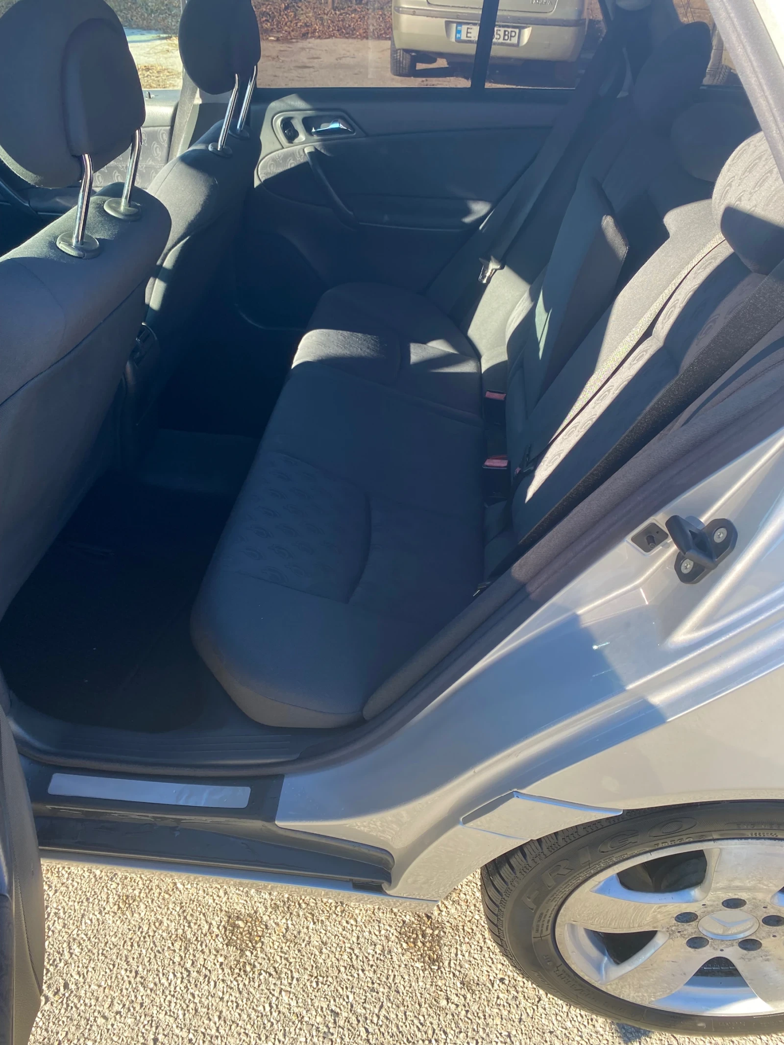 Mercedes-Benz C 220 2.2 cdi - изображение 6