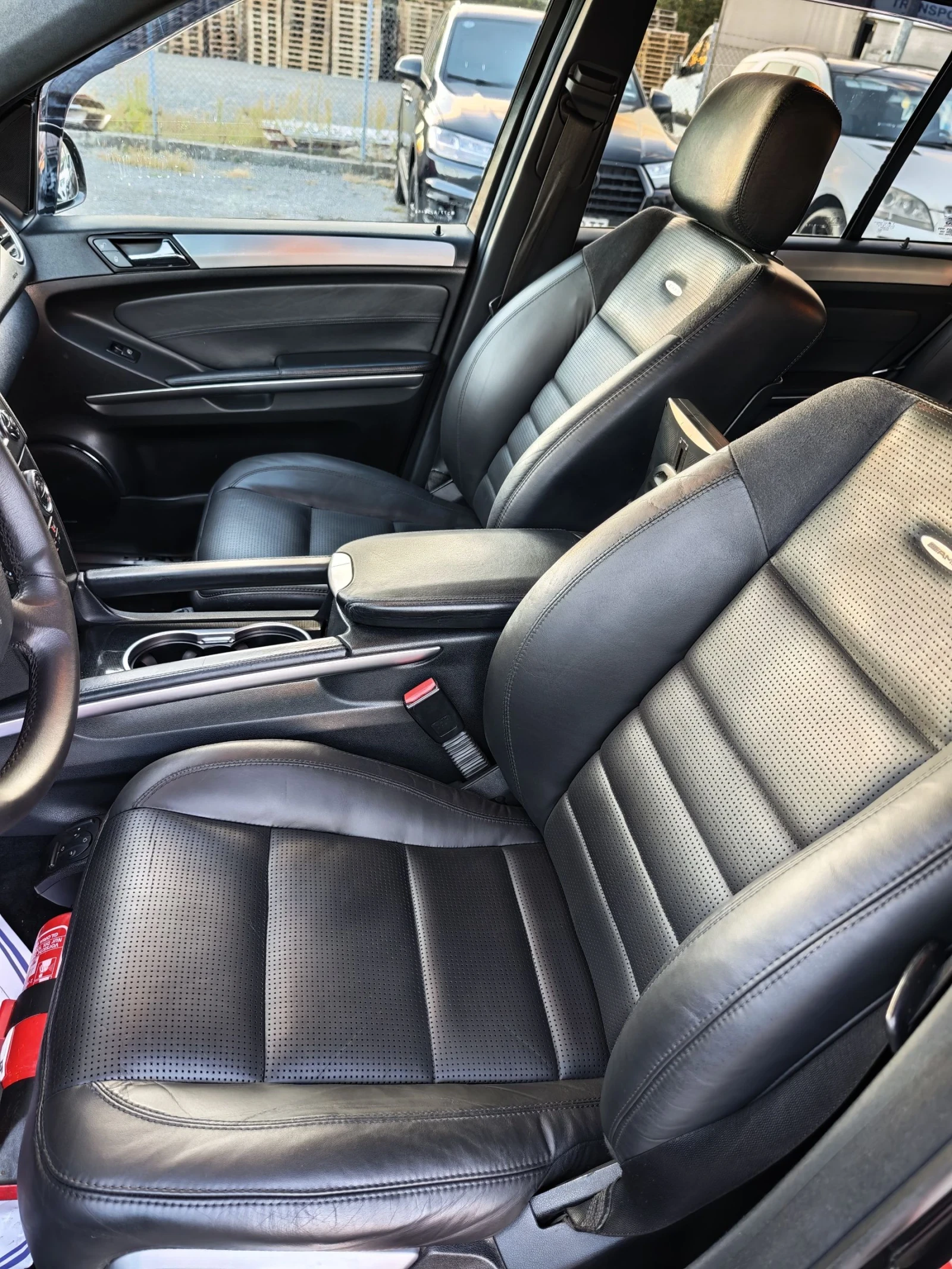 Mercedes-Benz ML 63 AMG АГУ ФУЛЛ ТОП | Mobile.bg — изображение 9