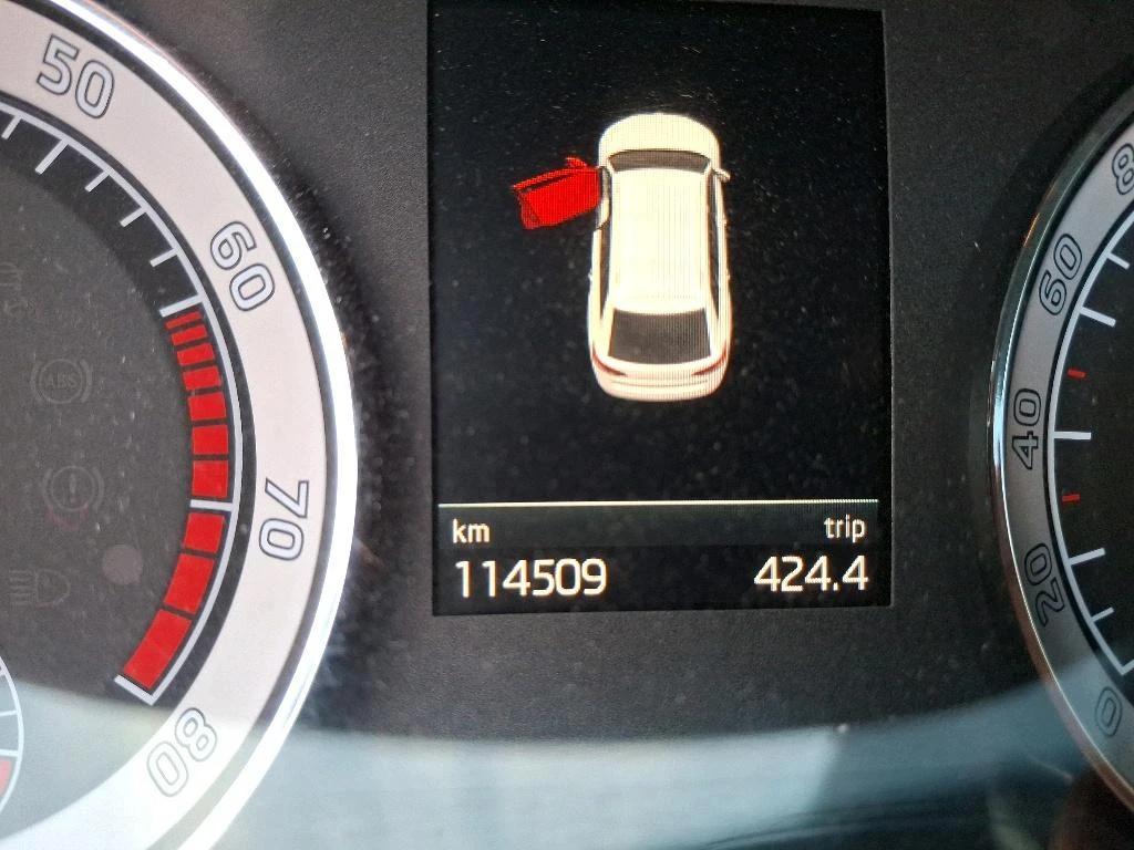 Skoda Superb 2.0TSI 190hp DSG 114509км  - изображение 5