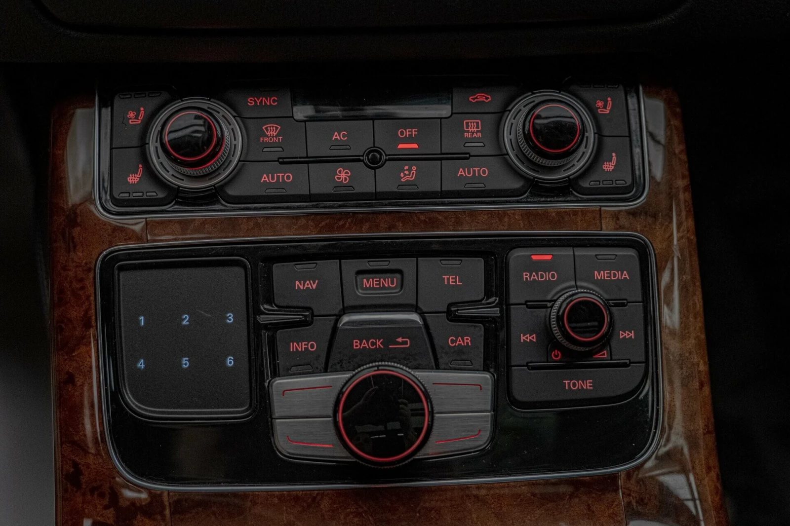 Audi A8 4.2i/Long///Bose/Side Assist | Mobile.bg   10