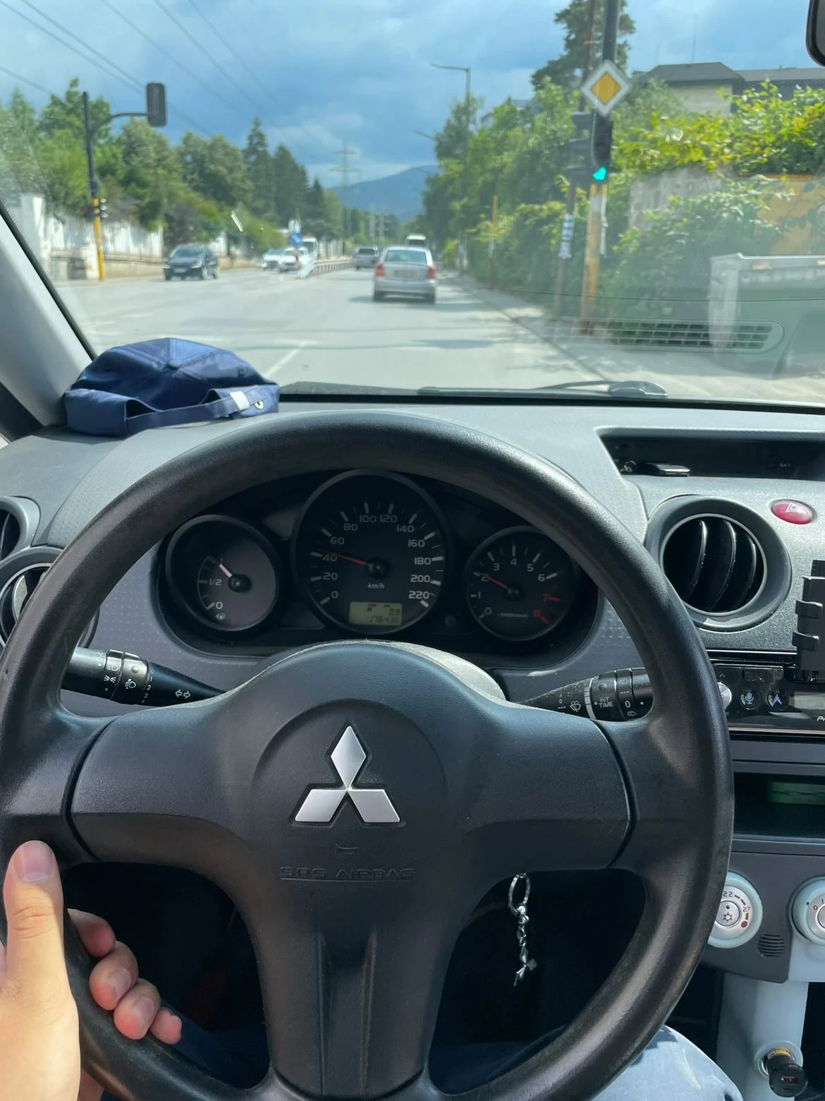 Mitsubishi Colt  - изображение 3