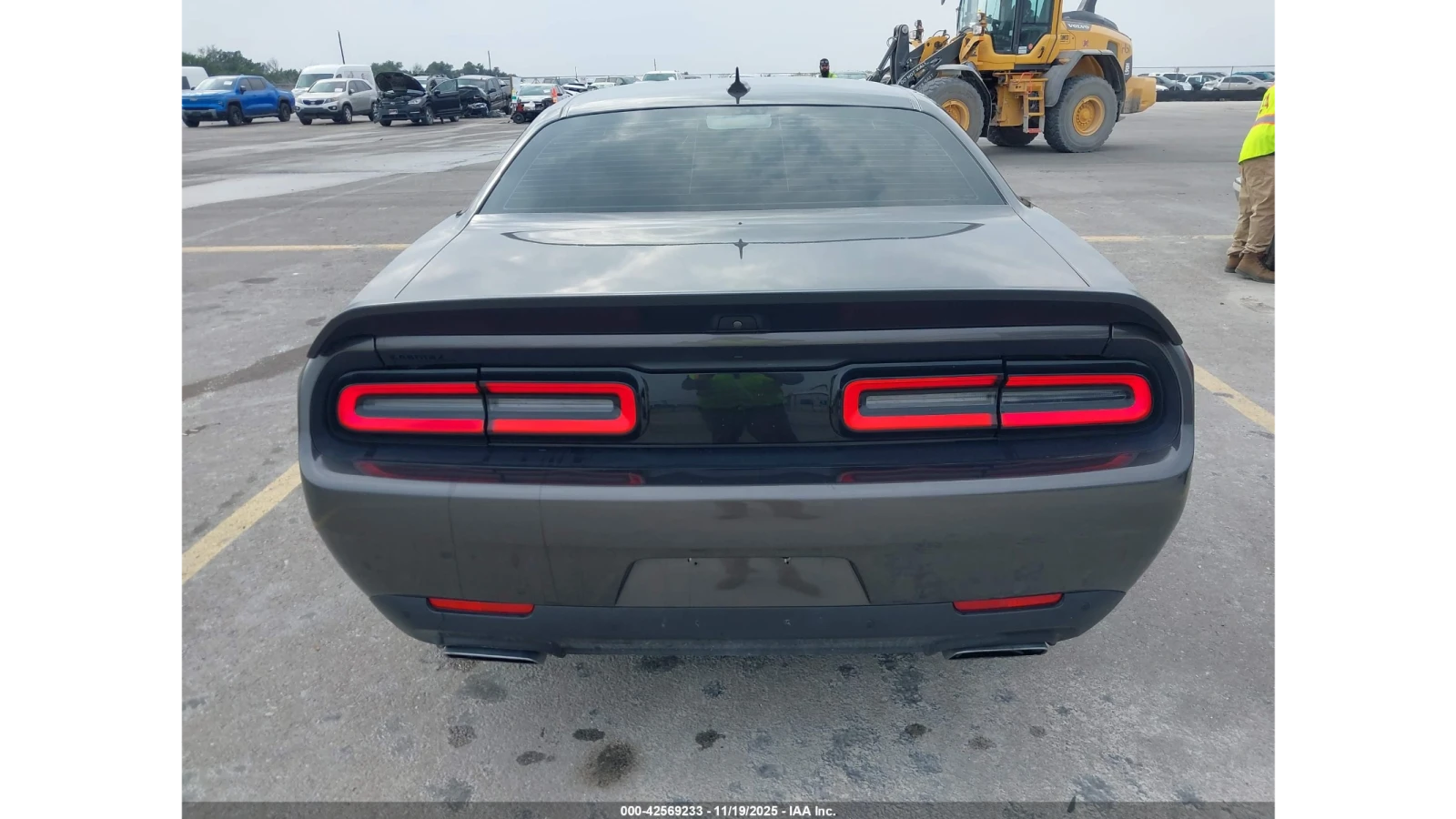 Dodge Challenger R/T Scatpack - изображение 7