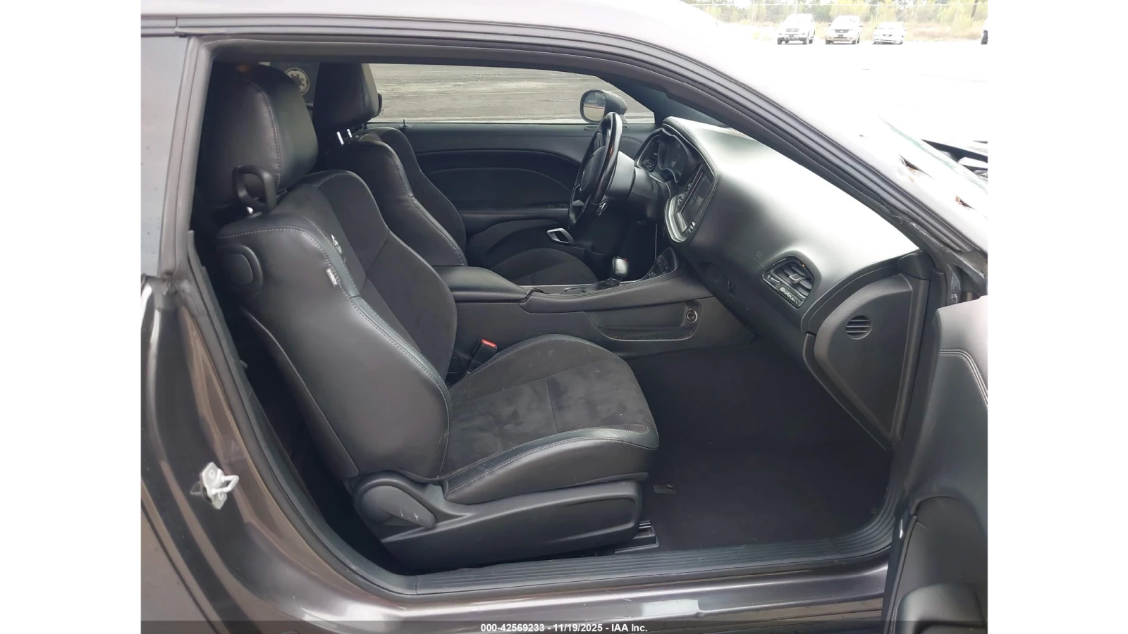 Dodge Challenger R/T Scatpack - изображение 9