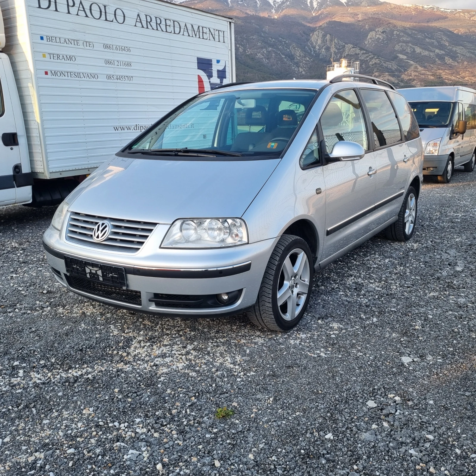 VW Sharan 1.9TDI 7местен, снимка 3 - Автомобили и джипове - 53988506