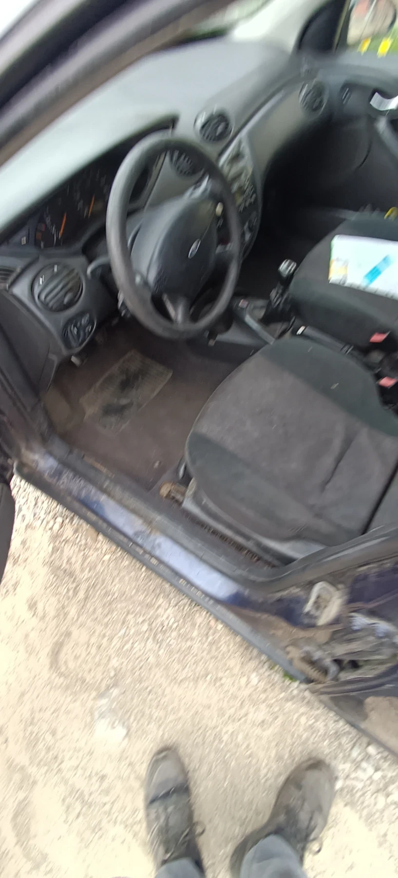 Ford Focus 1.8Tddi, снимка 4 - Автомобили и джипове - 54089993