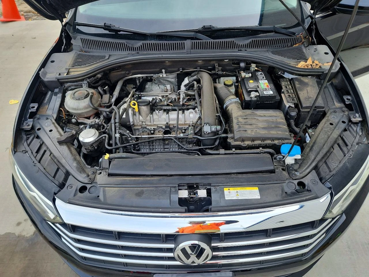 VW Jetta 1.4l Volkswagen S, снимка 11 - Автомобили и джипове - 54197216