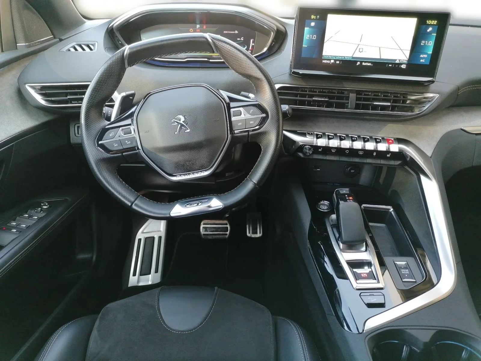 Peugeot 3008 PHEV/299HP/GT/180CAM/MASSAGE/LED/KLESS/339z, снимка 9 - Автомобили и джипове - 54330320