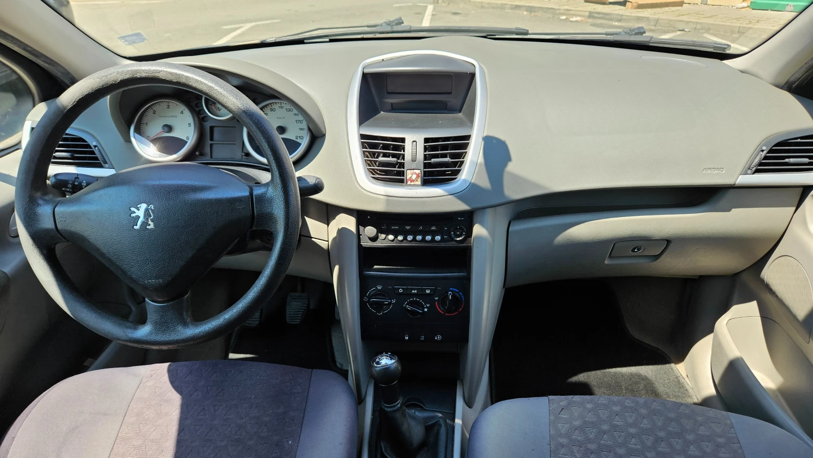 Peugeot 207, снимка 6 - Автомобили и джипове - 54543641
