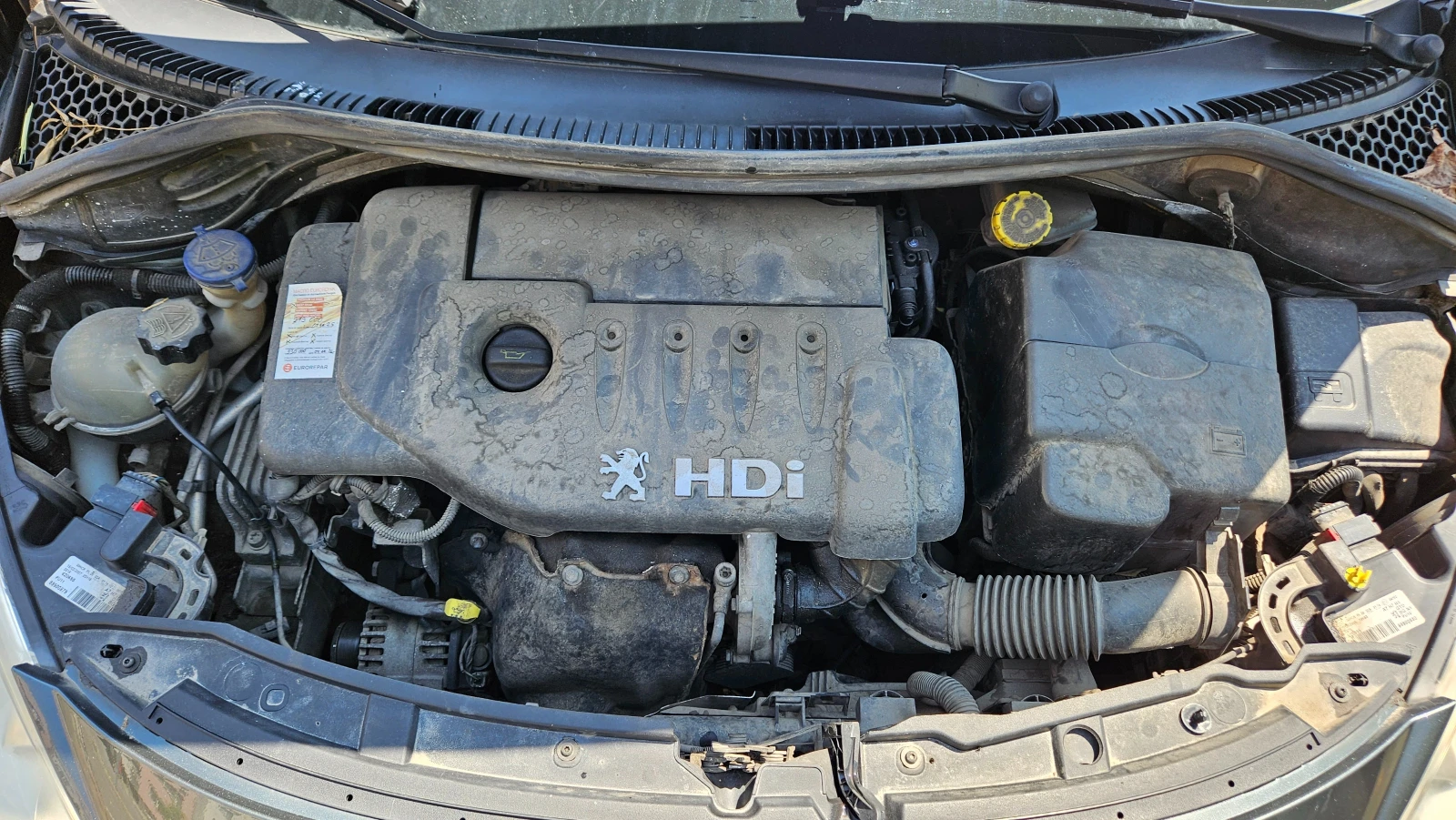Peugeot 207, снимка 9 - Автомобили и джипове - 54543641