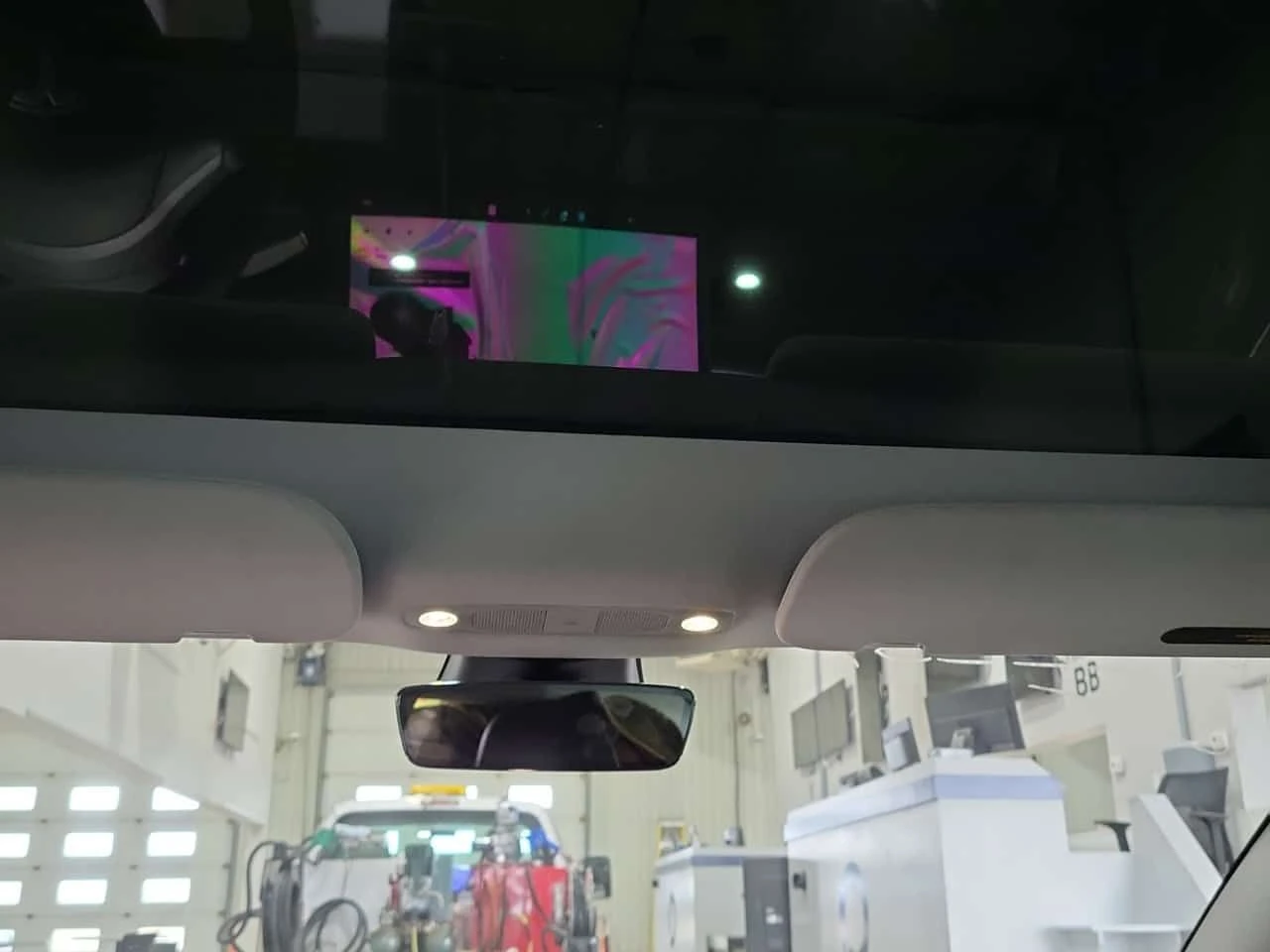 Tesla Model 3 LONG RANGE| 2 КЛЮЧА| ПАНОРАМА| ПОДГРЕВ| АВТОКРЕДИТ, снимка 11 - Автомобили и джипове - 54567694