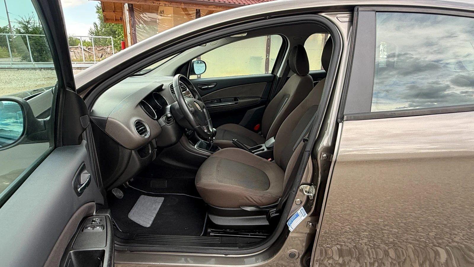 Fiat Bravo 1.4GPL/ГАЗ/90кс/НОВ ВНОС ОТ ИТАЛИЯ, снимка 13 - Автомобили и джипове - 54779118