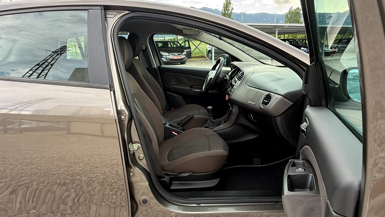 Fiat Bravo 1.4GPL/ГАЗ/90кс/НОВ ВНОС ОТ ИТАЛИЯ, снимка 14 - Автомобили и джипове - 54779118