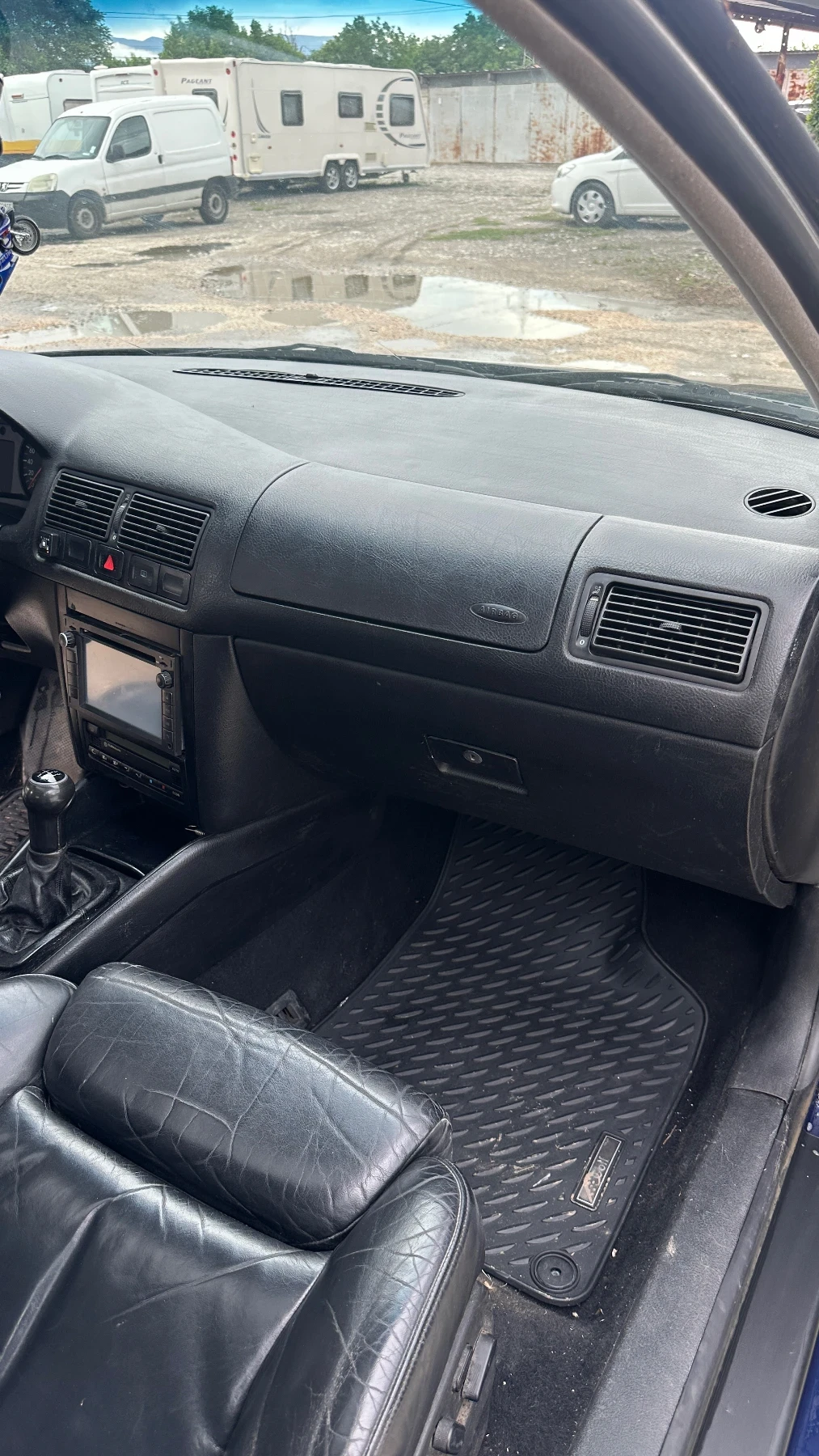 VW Golf 2.3, снимка 6 - Автомобили и джипове - 54787503
