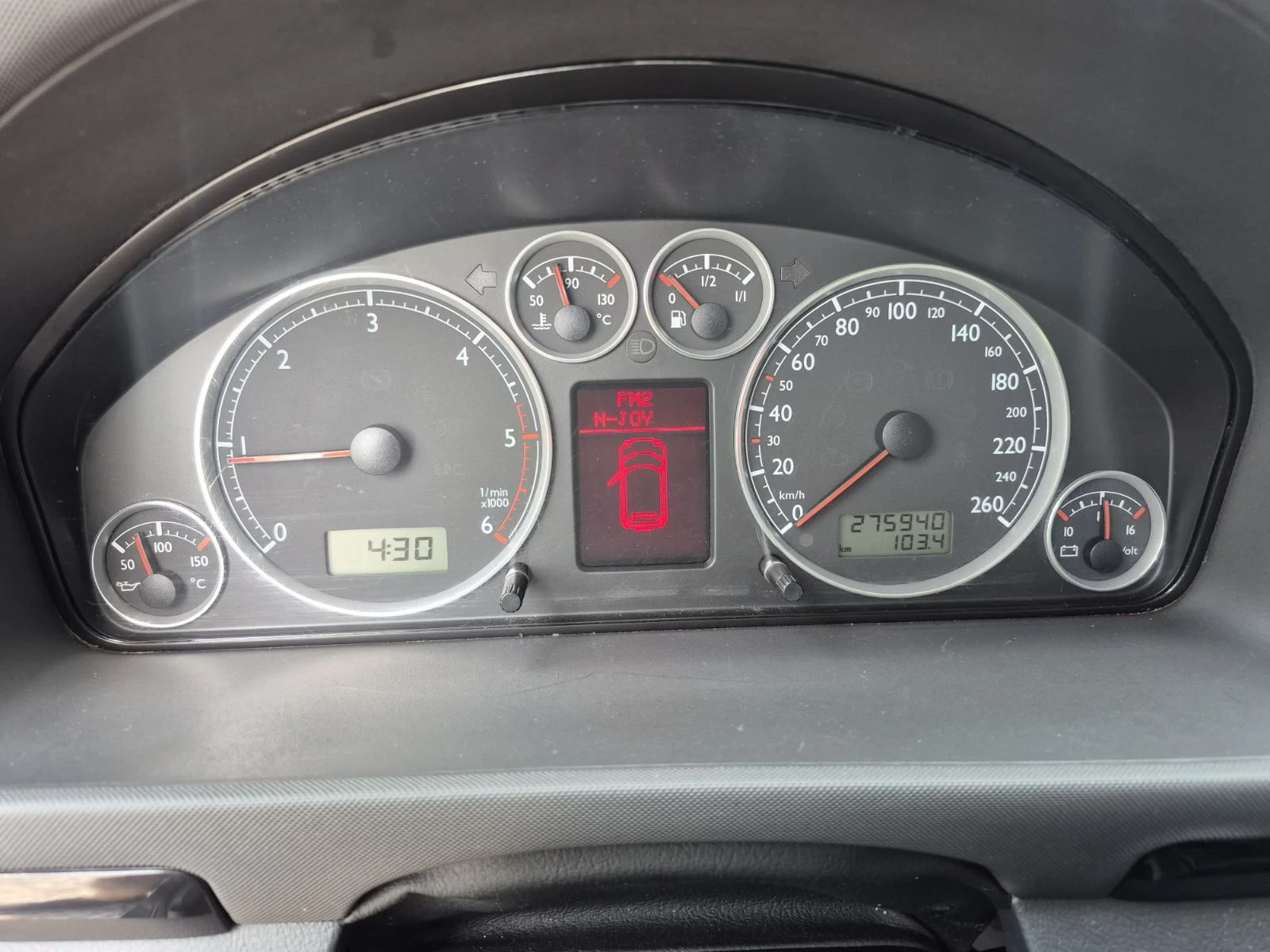 VW Sharan 1.9TDI-116k.s-6+ 1, снимка 13 - Автомобили и джипове - 54870680