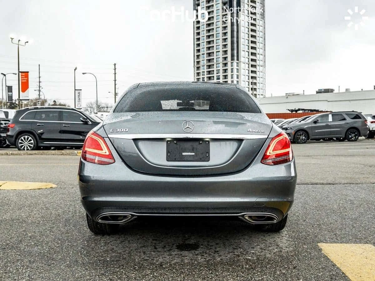 Mercedes-Benz C 300 * Panoroof Navi Backup Cam Active Brake Assist * C, снимка 2 - Автомобили и джипове - 54893674