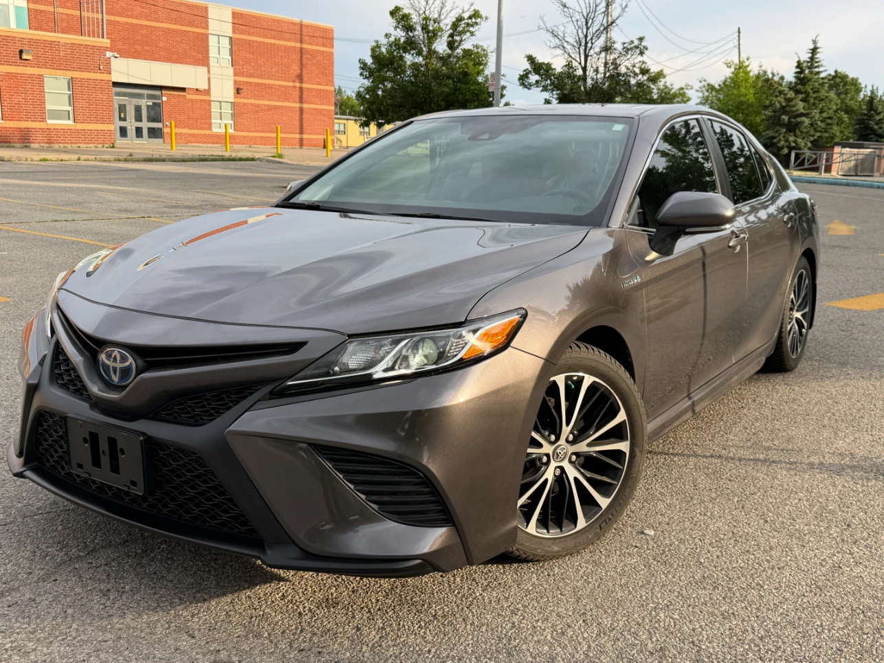 Toyota Camry Hybrid * 2 КЛЮЧА * CARFAX