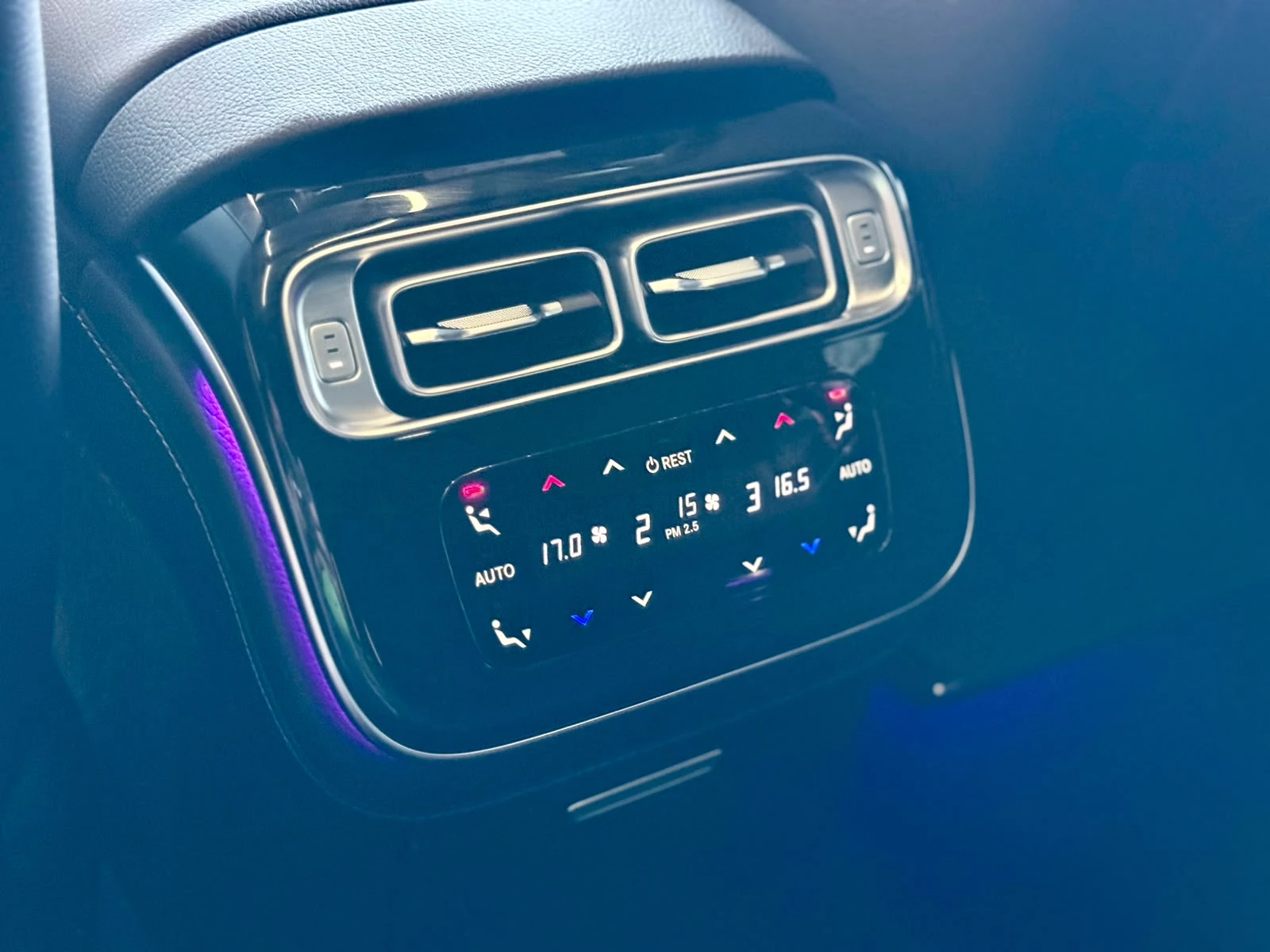 Mercedes-Benz S 580 L* Chaffeur Paket* Pano* 4M* Full* Лизинг, снимка 15 - Автомобили и джипове - 55092624