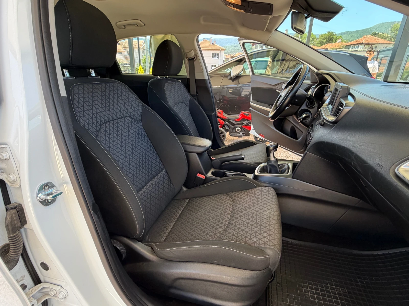 Kia Ceed 1.4i/100��/EURO6/77000km/1���������� | Mobile.bg � ����������� 9