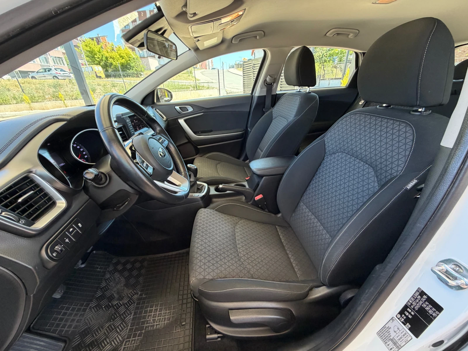 Kia Ceed 1.4i/100��/EURO6/77000km/1���������� | Mobile.bg � ����������� 8