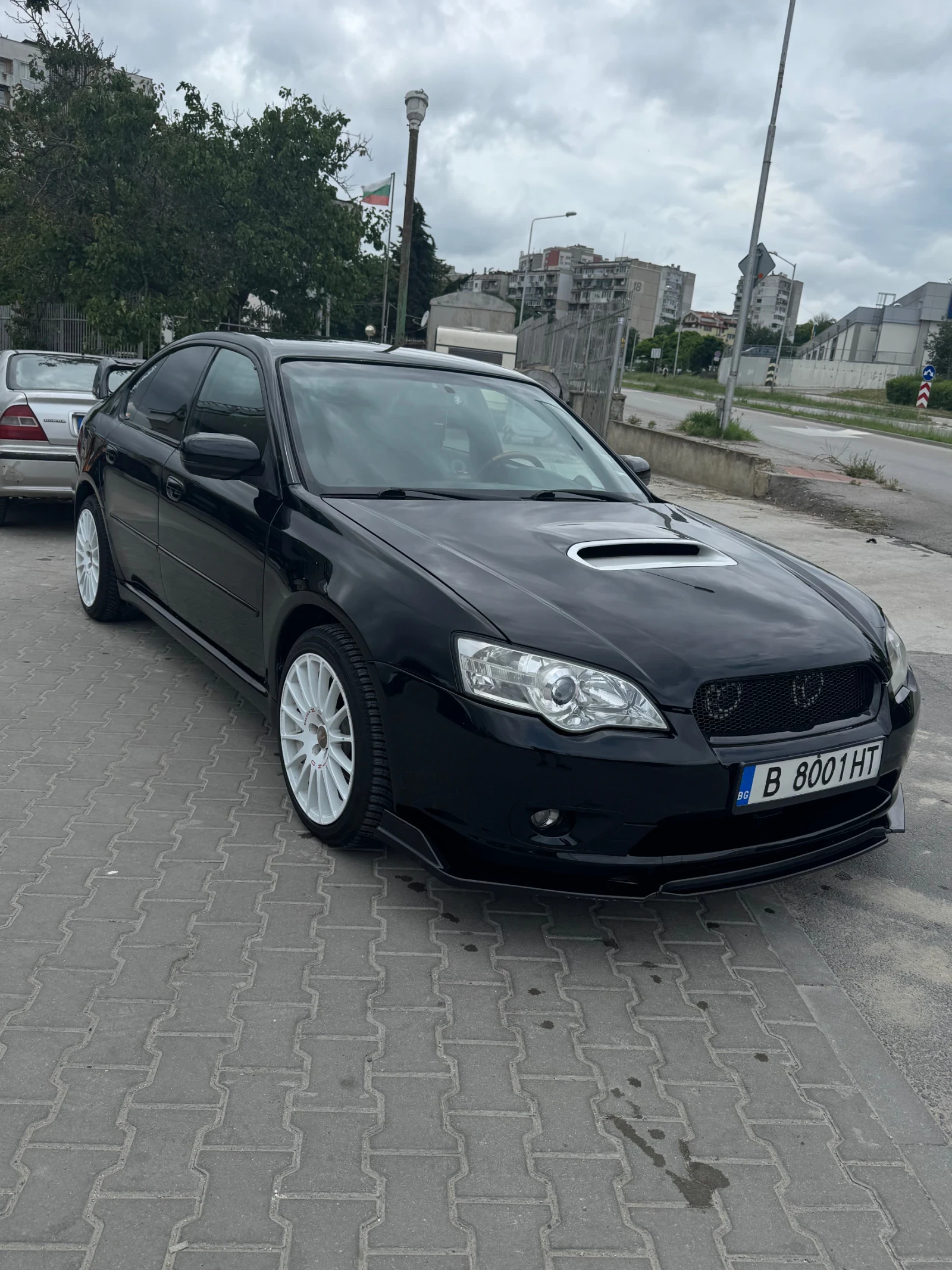 Subaru Legacy 2.0 R