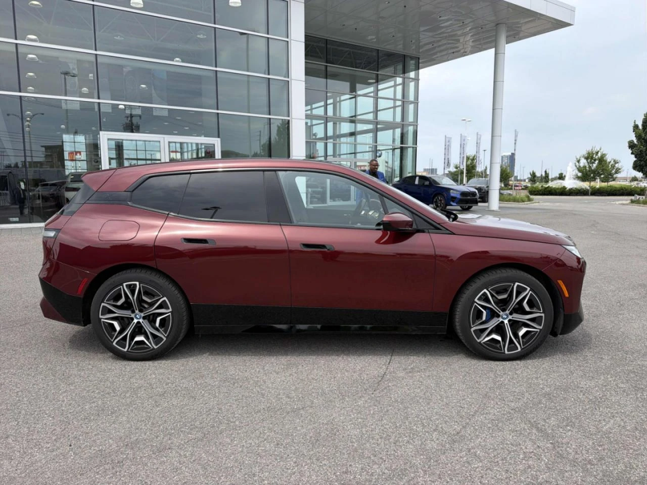 BMW iX IX50* M-pkg* Distronic* 360* Harman/Kardon* ������ | Mobile.bg � ����������� 5